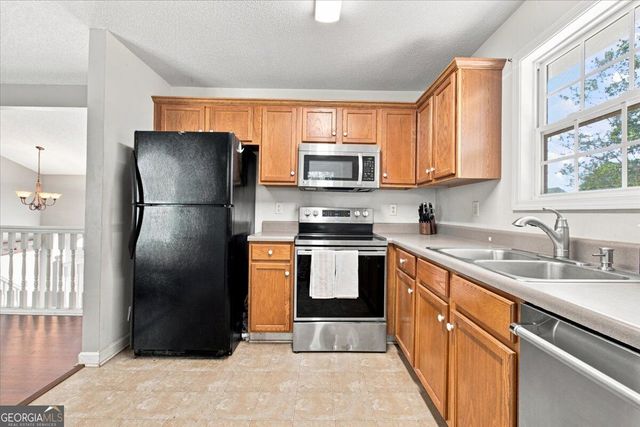 49 Headland Court, Rockmart, GA 30153