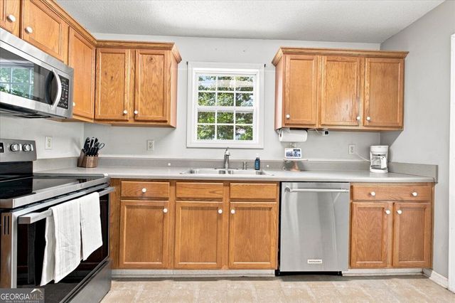 49 Headland Court, Rockmart, GA 30153