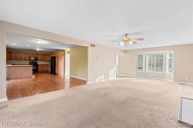 3948 Stoney Ridge Drive, Fort Gratiot, MI 48059