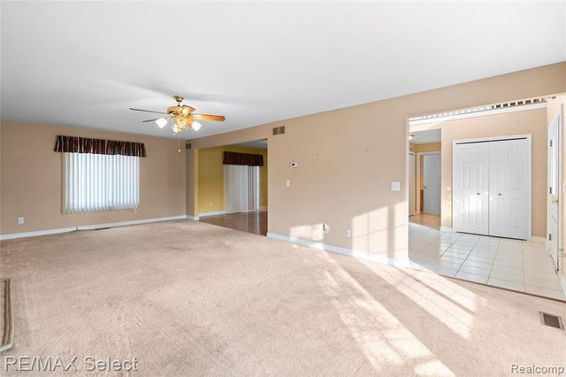 3948 Stoney Ridge Drive, Fort Gratiot, MI 48059