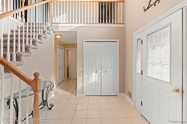 3948 Stoney Ridge Drive, Fort Gratiot, MI 48059