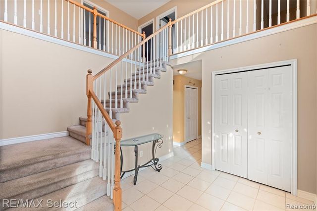 3948 Stoney Ridge Drive, Fort Gratiot, MI 48059