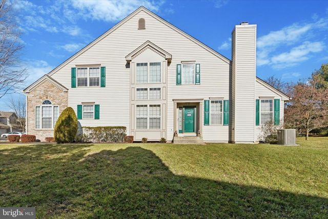 3821 NANLYN FARM CIR, Doylestown, PA 18902