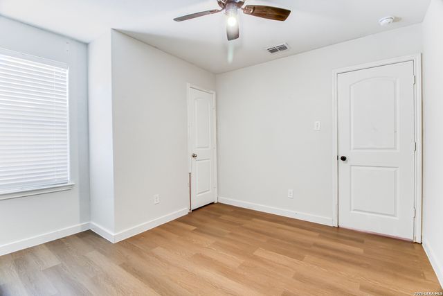 15258 SNUG HARBOR WAY, Von Ormy, TX 78073