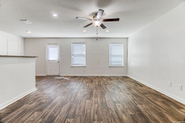 15258 SNUG HARBOR WAY, Von Ormy, TX 78073