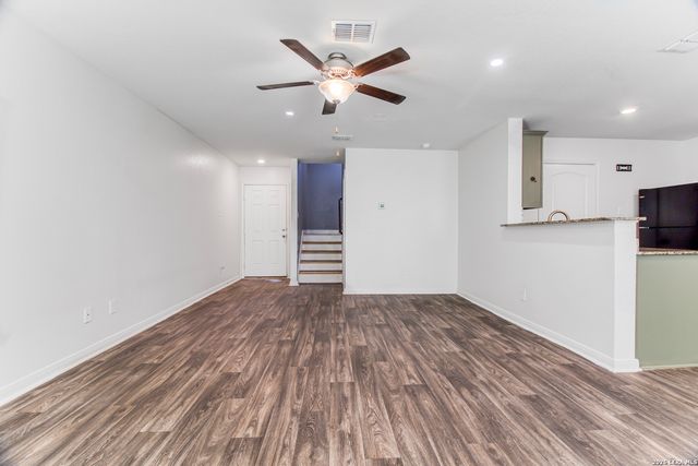 15258 SNUG HARBOR WAY, Von Ormy, TX 78073