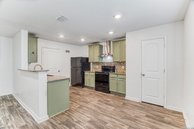 15258 SNUG HARBOR WAY, Von Ormy, TX 78073