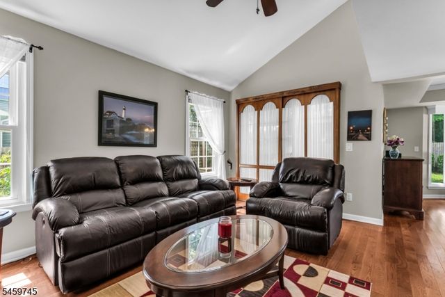 10 Metedeconk Rd, Howell Twp., NJ 07731
