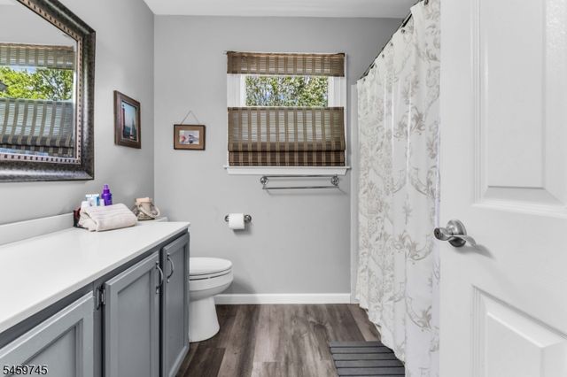 10 Metedeconk Rd, Howell Twp., NJ 07731