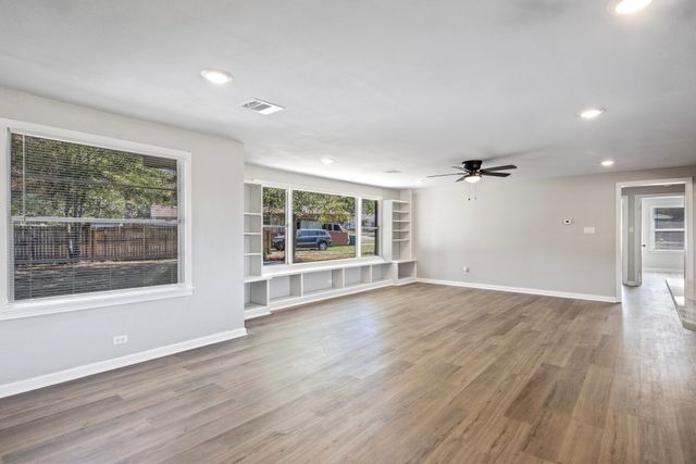 700 W Broadway Street, Winnsboro, TX 75494