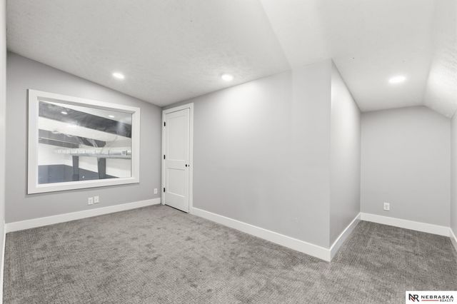 11919 N 184th Plaza, Bennington, NE 68007