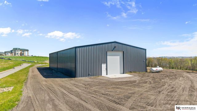 11919 N 184th Plaza, Bennington, NE 68007