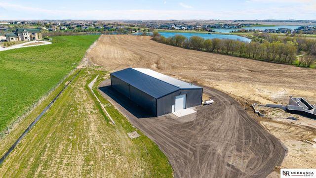 11919 N 184th Plaza, Bennington, NE 68007