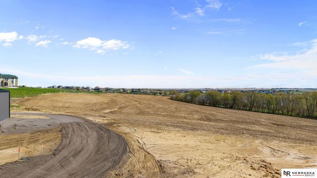 11919 N 184th Plaza, Bennington, NE 68007