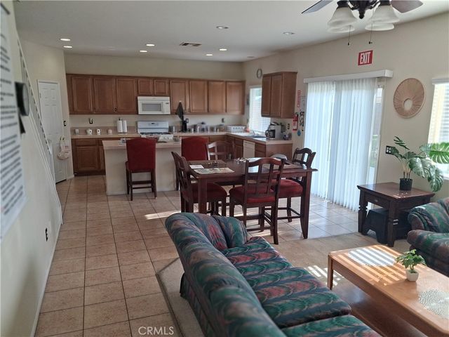 44230 Artesia Mill Court, Lancaster, CA 93535