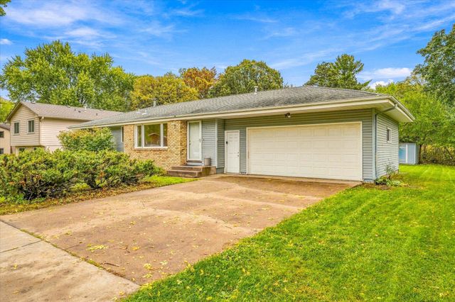 5230 Oconnell Drive, Mounds View, MN 55112