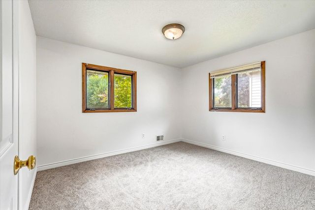 5230 Oconnell Drive, Mounds View, MN 55112