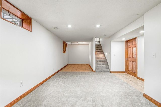 5230 Oconnell Drive, Mounds View, MN 55112