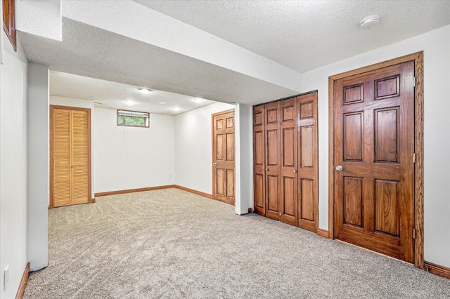 5230 Oconnell Drive, Mounds View, MN 55112