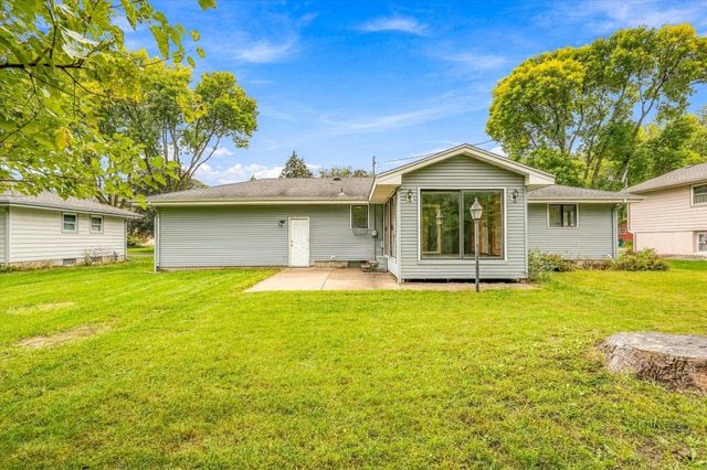 5230 Oconnell Drive, Mounds View, MN 55112