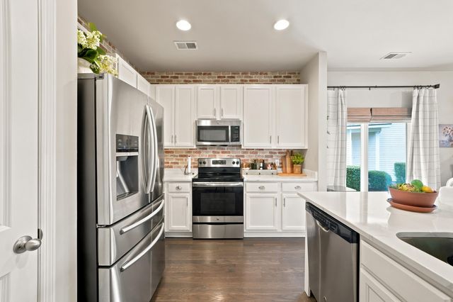 319 Flyway Road, Goose Creek, SC 29445