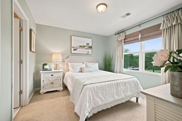 319 Flyway Road, Goose Creek, SC 29445