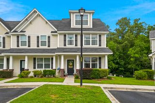 319 Flyway Road, Goose Creek, SC 29445