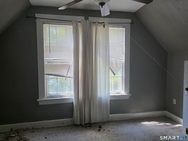 84 Nottingham Terrace, Waterbury, CT 06704