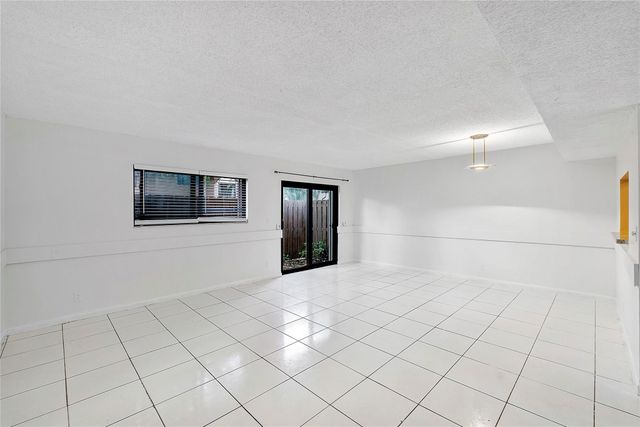 2157 NW 37TH 2157, Coconut Creek, FL 33066