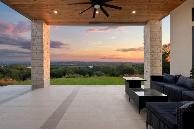 1178 Mystic PKWY, Spring Branch, TX 78070