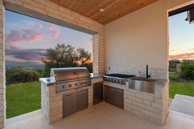 1178 Mystic PKWY, Spring Branch, TX 78070