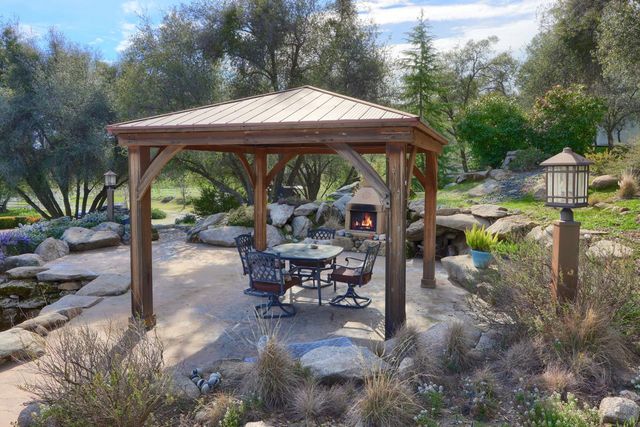 44755 Savage Road, Coarsegold, CA 93614