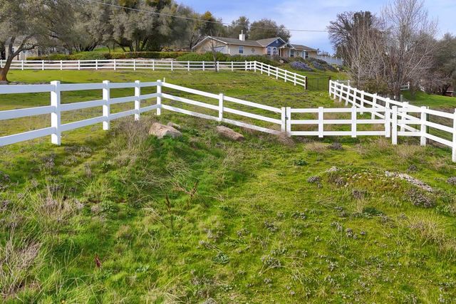 44755 Savage Road, Coarsegold, CA 93614