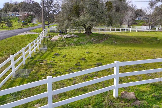 44755 Savage Road, Coarsegold, CA 93614