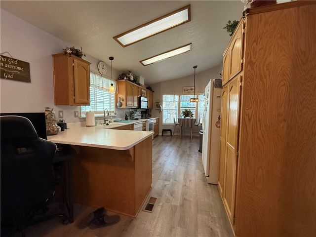 2553 Hillcrest Park Drive, Bullhead City, AZ 86429