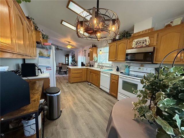 2553 Hillcrest Park Drive, Bullhead City, AZ 86429