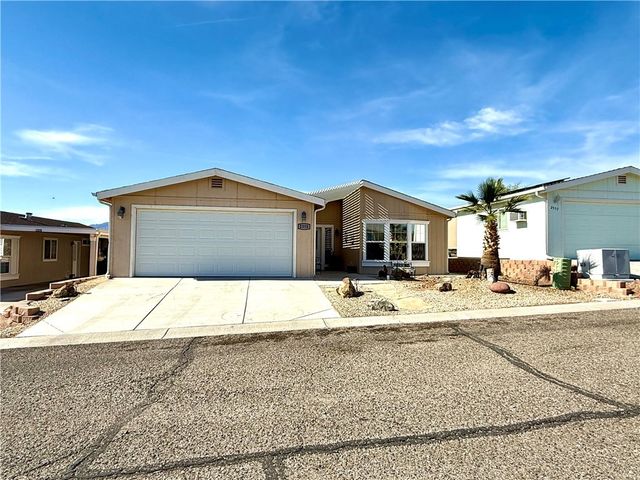 2553 Hillcrest Park Drive, Bullhead City, AZ 86429