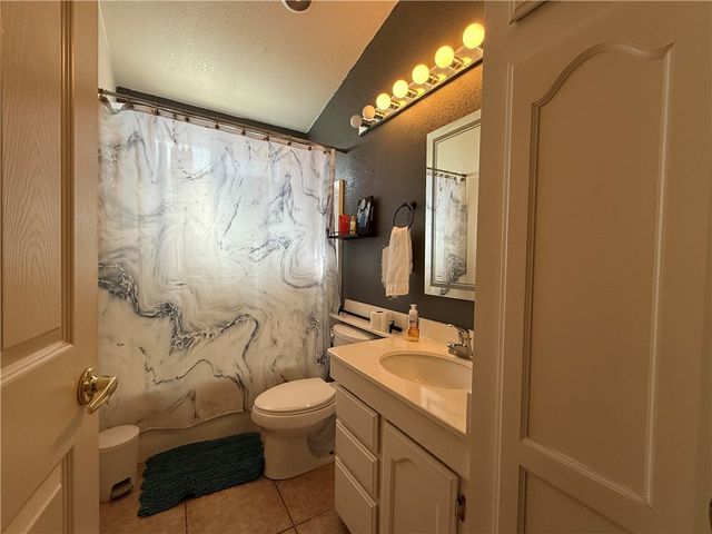 2553 Hillcrest Park Drive, Bullhead City, AZ 86429