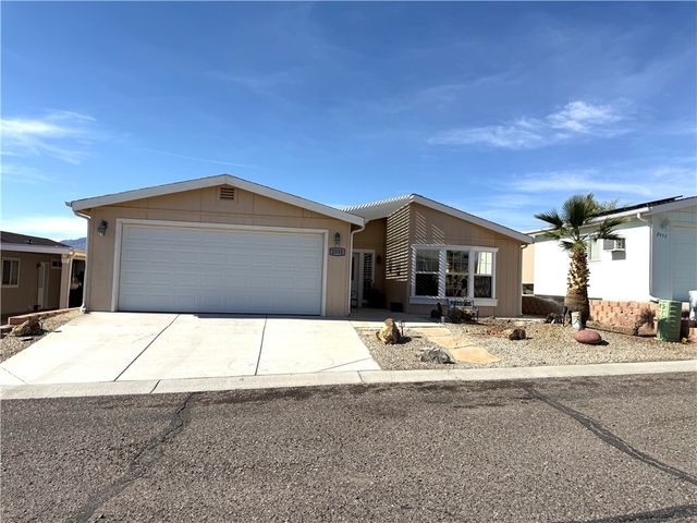 2553 Hillcrest Park Drive, Bullhead City, AZ 86429
