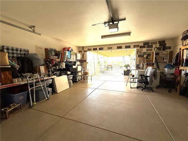 2553 Hillcrest Park Drive, Bullhead City, AZ 86429