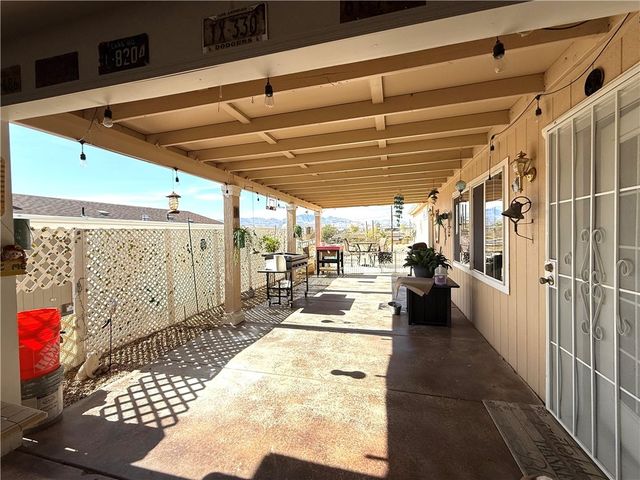 2553 Hillcrest Park Drive, Bullhead City, AZ 86429