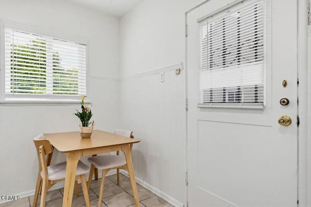 1608 N Grand Oaks Avenue, Pasadena, CA 91104