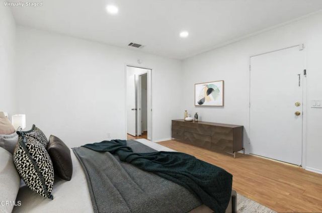 1608 N Grand Oaks Avenue, Pasadena, CA 91104