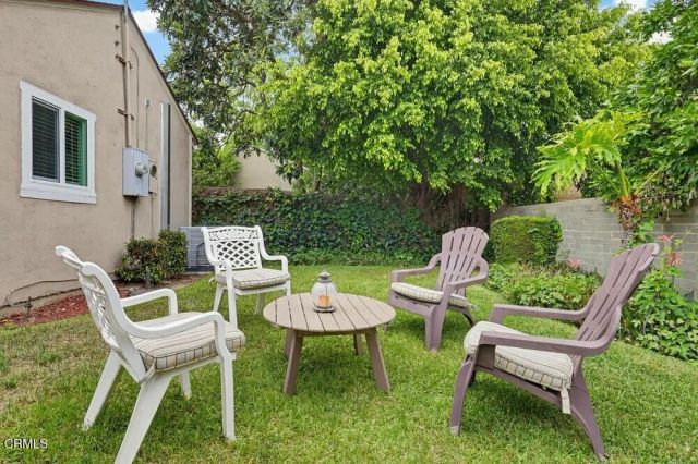 1608 N Grand Oaks Avenue, Pasadena, CA 91104