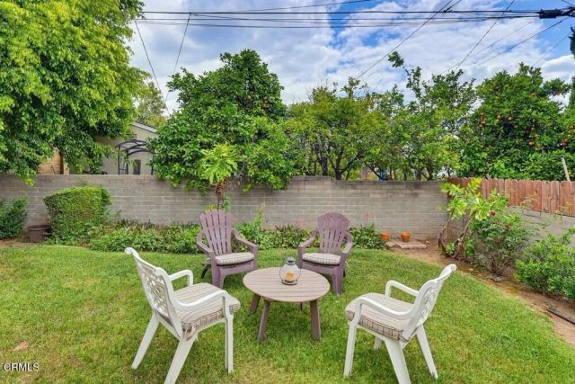 1608 N Grand Oaks Avenue, Pasadena, CA 91104