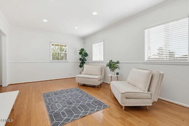 1608 N Grand Oaks Avenue, Pasadena, CA 91104