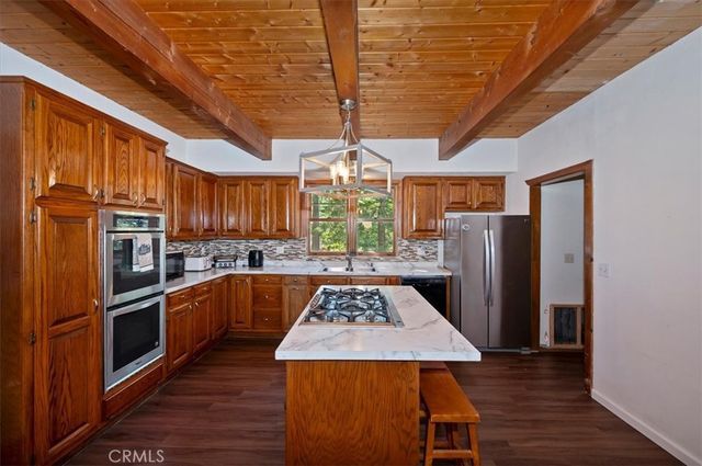 30228 Elfin Court, Running Springs, CA 92382