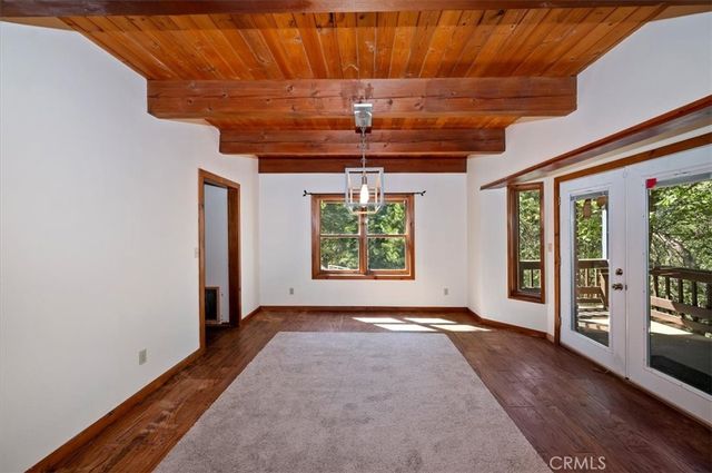 30228 Elfin Court, Running Springs, CA 92382