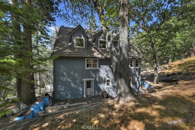 30228 Elfin Court, Running Springs, CA 92382