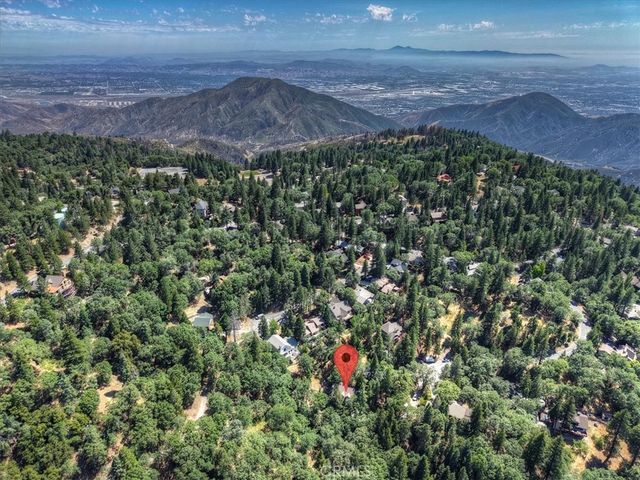 30228 Elfin Court, Running Springs, CA 92382